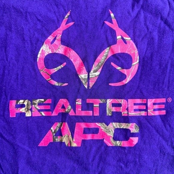 NWOT Women’s XL RealTree APC LS Purple/Pink Camo Logo TShirt - Picture 3 of 6